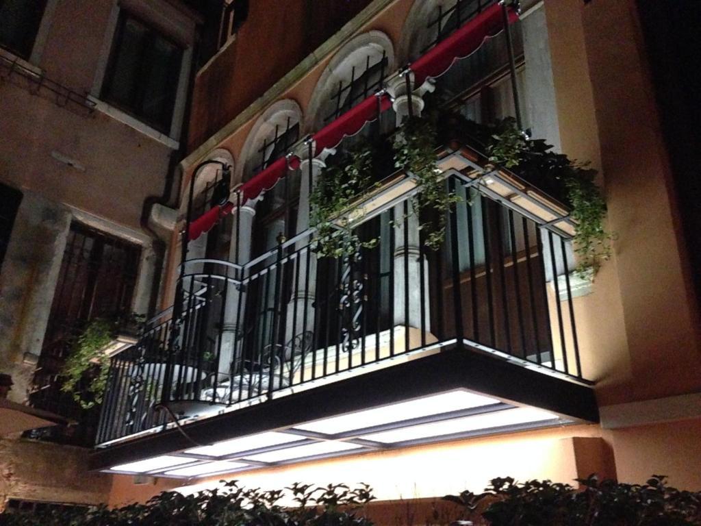 Palazzetto Madonna Hotel Veneza Exterior foto